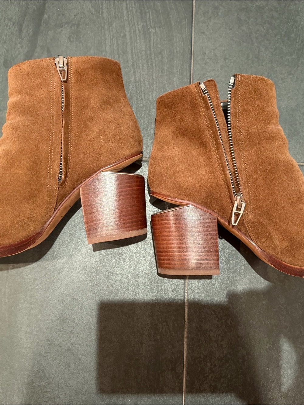 Alexander Wang Women's Suede Ankle Boots in Chestnut Brown size 37 1/2 - Picture 2 of 4